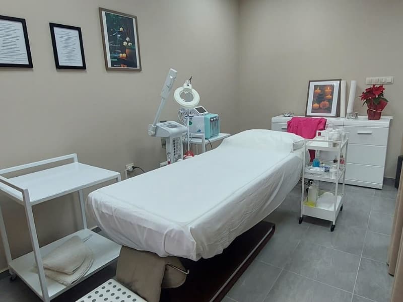 Процедурен кабинет с професионално оборудване в Sabinesa Сливен